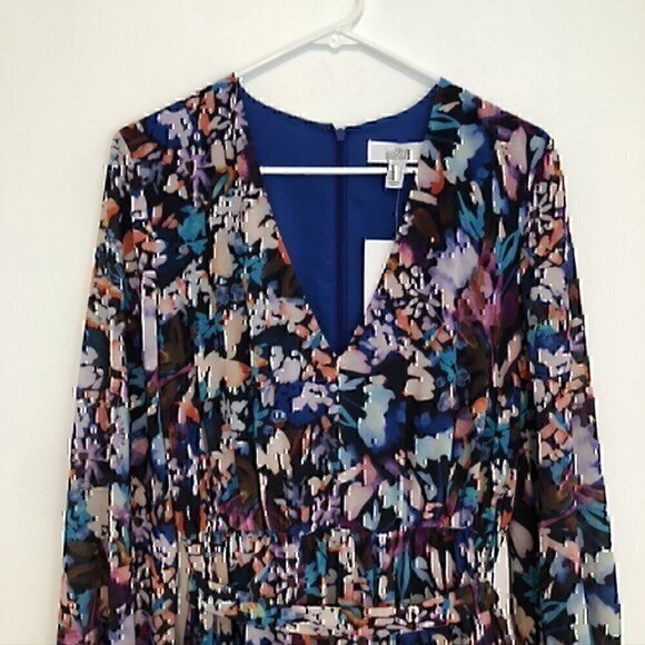 NEW NWT BELLE BADGLEY MISCHKA Alison V-Neck Garden Dress Purple Blue Floral US 4 - Picture 4 of 12